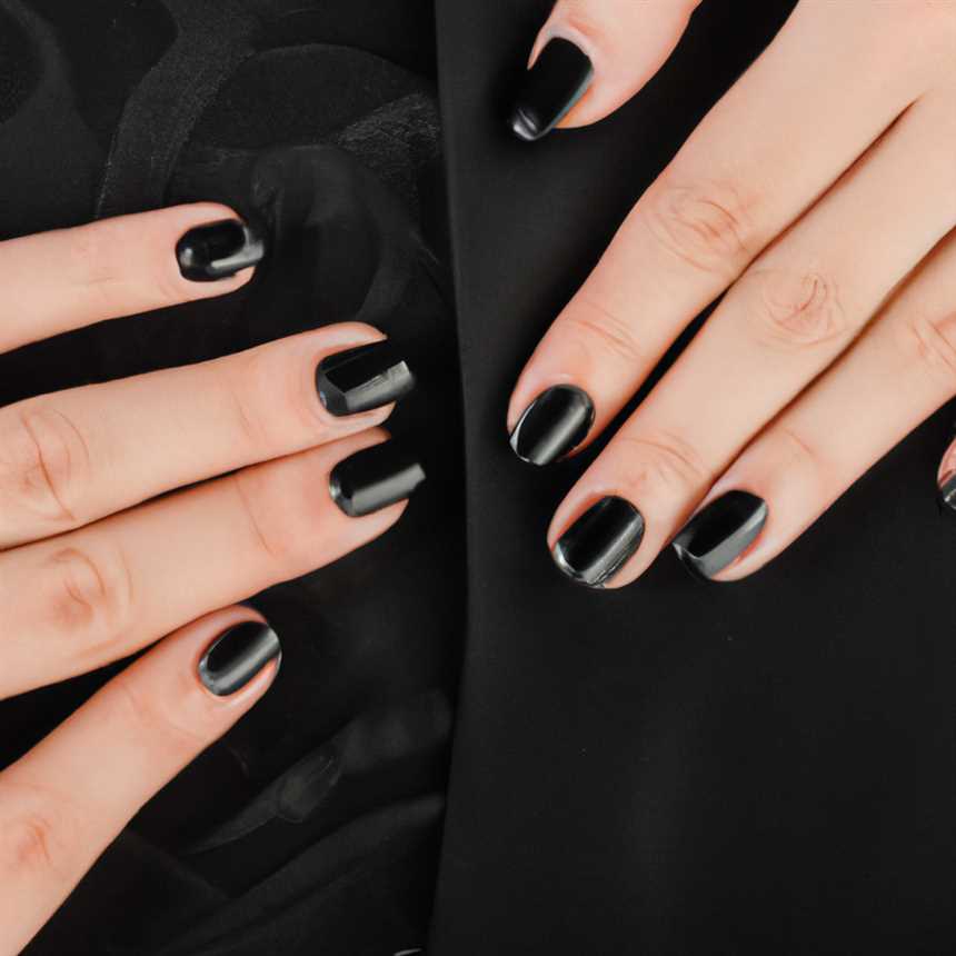 Основные правила: как правильно носить черные ногти в офисе?