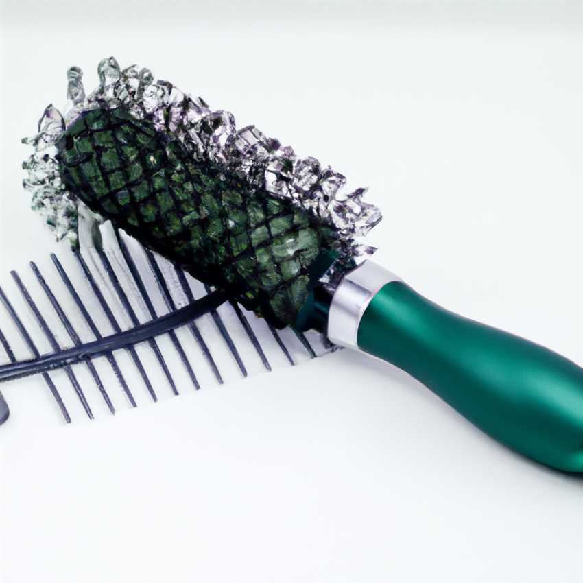 1. Расческа с широкими зубьями