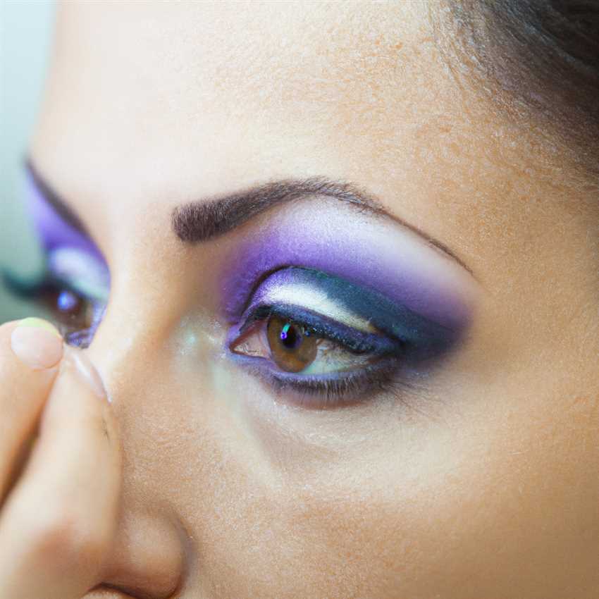 Как выделить глаза в ярком макияже: советы и рекомендации Как правильно подчеркнуть глаза в ярком макияже